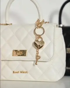 Rosé Muse ロゼミューズ キルティングビジューバックパック(リュック