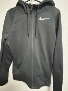 NIKE フルジップパーカー 블랙