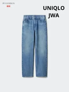 UNIQLO JWA ストレートジーンズ 23