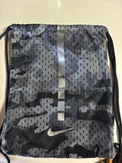 Nike 迷彩柄 ナップサック
