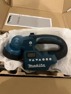 マキタMakita 18V LED MR050 ラジオ付ライト 未使展示品 - メルカリ