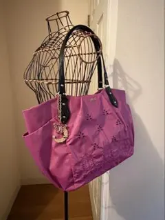 ANNA SUI トートバッグ　チャーム付き