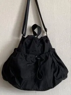 GU ショルダーバッグ