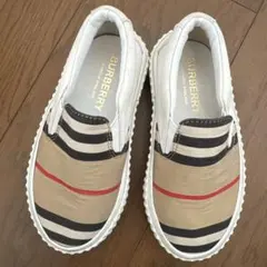 2025年最新】BURBERRY 子供用スニーカーの人気アイテム - メルカリ