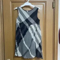 Burberry ワンピース　８Y 120センチ