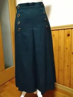 お値下げ❣　グレディブリリアン　 グリーン　フレアスカート ボタン付き