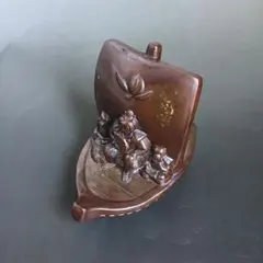 Item thumbnail for item fa964399-1fe8-494b-b2ae-2fc18a0f894c