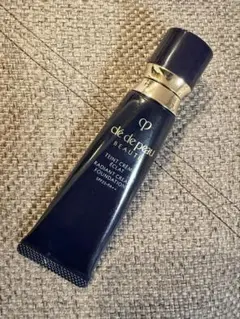 クレドポーボーテ　タンクレームエクラn　クリームファンデーション