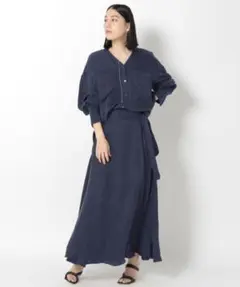 美品 Chaos ニーベルキュプララップスカート ネイビーのサムネイル