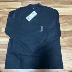 UNIQLO ハイネックTシャツブラック 140