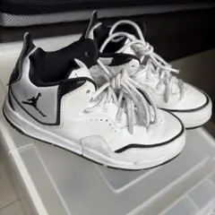 ジョーダン　NIKE スニーカー　キッズ　19センチ