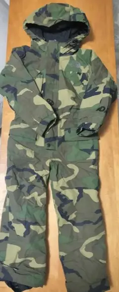 THE NORTH FACE スキースノーボード ウエア 130 レアな迷彩柄 THE