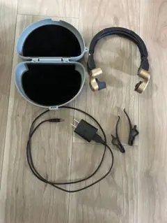 ココチモ　きこえるホン　ヘッドホン型集音器 楽天市場】きこえるホン 耳に入れない集音器 耳をふさがない 装着