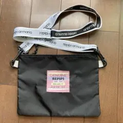 repipi armario ロゴテープ サコッシュのサムネイル
