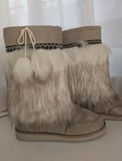 チロリアン ムートンブーツ ボア ブーツ 軽量 ボリューム ブラウン ファー