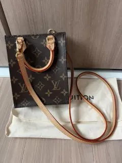 LOUIS VUITTON ルイヴィトンプティットサックプラのサムネイル