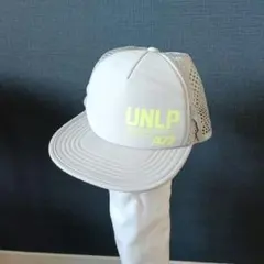 美品　アシックス A 77メッシュキャップ
