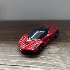 トミカ Ferrari LaFerrari レッド ミニカーのサムネイル