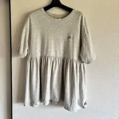 KELTY ケルティ ペプラム Tシャツ グレーのサムネイル