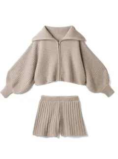 ビッグカラージップカーディガンXショートパンツニットセットアップ