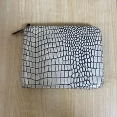 COMME des GARCONS クロコ型押し ラウンドファスナー財布のサムネイル