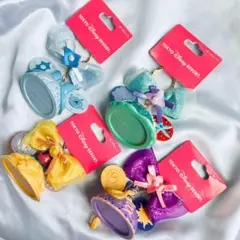 【新品タグ付き】ディズニープリンセス　イヤーハットキーホルダー 4点セット！！のサムネイル