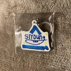 日プ 新世界 パクシヨン②アクリルチャーム タワレコのサムネイル
