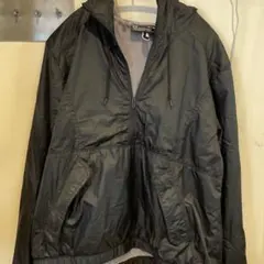 Under Armour フード付きウィンドブレーカー XL