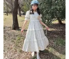 未使用しぃぺろ大人可愛い小花柄レースワンピース 半袖 オフホワイト