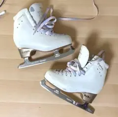 Item thumbnail for item 5e4587bc-6566-4ec1-a1e3-5a5bd02f5c5b