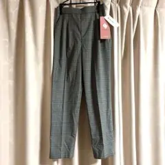 最終値下げ　GLOBAL WORK 定価5,490円　アッタカウツクシテーパード