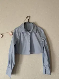 ライトブルー クロップドシャツ 長袖