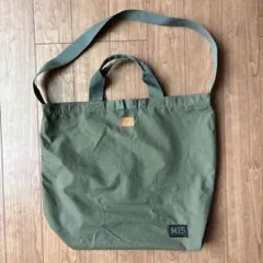 Item thumbnail for item 1566b1dd-d2a4-4ee6-b51d-20325c635869