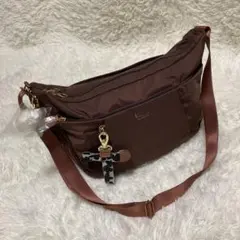 新品未使用Kanana projectカナナショルダーバッグ　ポケット多数　茶