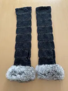 手袋　ニットアームカバー ファー付き 黒