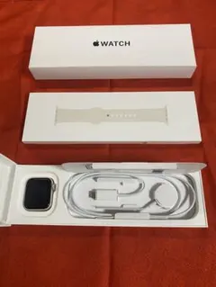 Apple Watch SE 第2世代 GPSモデル 40mm スターライト
