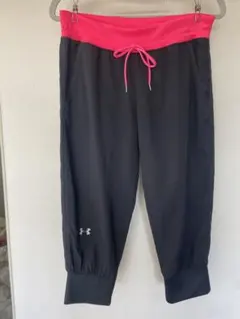 UNDER ARMOUR　夏　7～8分丈パンツ 　アンダーアーマー