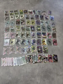 ム*ン様 ①お宝発見⭐️ ムシキング 5周年 まとめ売り 約100枚以上 キラ多