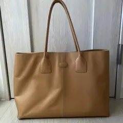 【TOD'S】トッズ　トートバッグ ライトブラウン キャラメル 肩掛け A4