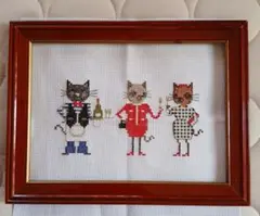 ハンドメイド クロスステッチ刺繍完成品『パリの社交界』のサムネイル