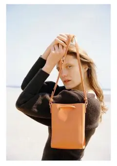 YAHKI ヤーキ　レザーミニショルダーバッグ