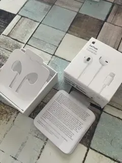 Apple EarPods 空箱 説明書のみ USB-C イヤフォン含みません