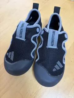 adidas ALTAVENTURE キッズサンダル ブラック