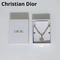 Item thumbnail for item 65ca7c12-1d21-4498-af6d-6325e16fa74f