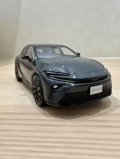 トヨタ クラウン スポーツ 1/30 ブラック×アッシュ - メルカリ