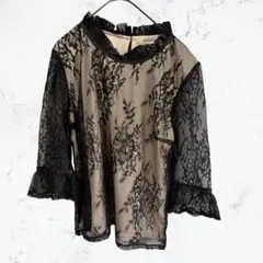 14388 ミッシュマッシュ レースブラウス 黒七分袖 花柄 フリル ハイネックのサムネイル