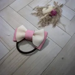 リボン型ヘアゴム ピンクとホワイト