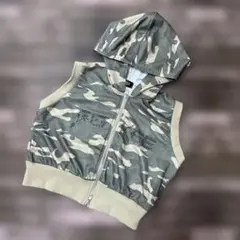 新品未使用　BiSKEE パーカー付きベスト