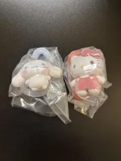 シナモロール　キティ　カラビナ　ガチャ　サンリオ　ガシャポン