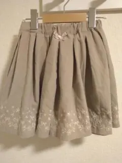 【未使用】any FAM　120サイズ　スカート風キュロット　ベージュ刺繍入り